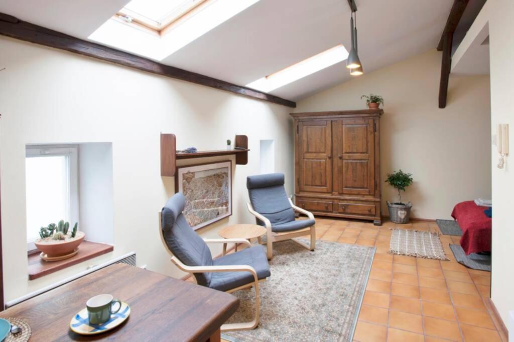 Bright Loft In Amazing Location Leilighet Krasków Eksteriør bilde